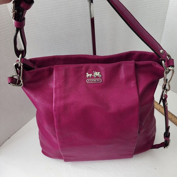 Coach Madison Isabelle Fucshia Leather Shoulder Bag Zipper Closure Hobo Rare VTG - Picture 1 of 16